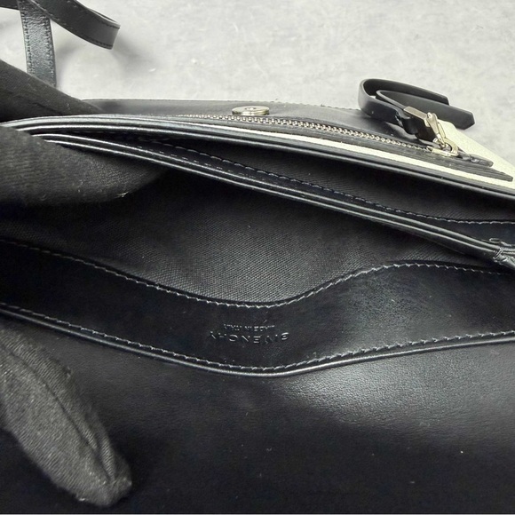 🚩steal Givenchy Two-Tone Black and White Crossbody Bag - Picture 3 of 4